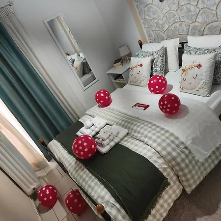 Sweet Apartment
